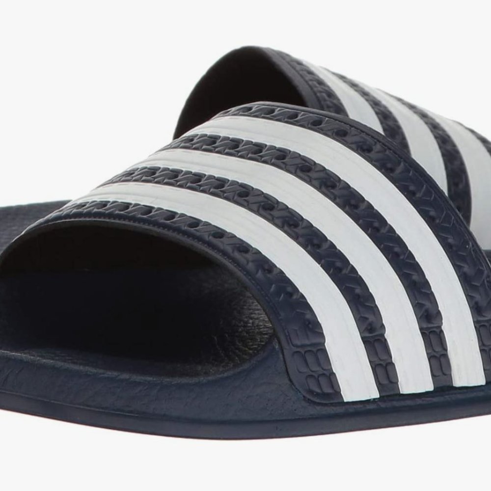 adidas Originals Kids  Adilette (Little Kid/Big Kid) Size 4